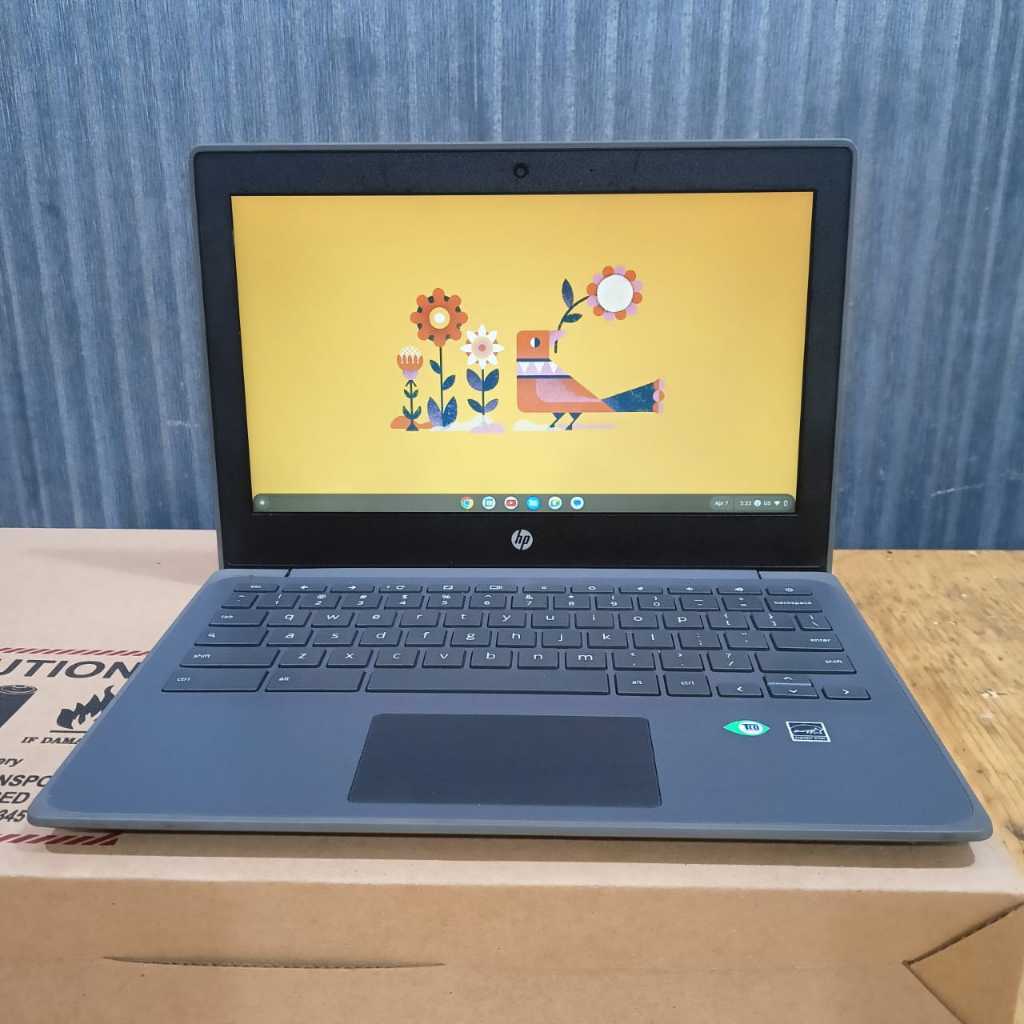 READYSTOCK HP ChromeBook 11 G8 EE, Amd A4-9120C, 4/32GB, Greay