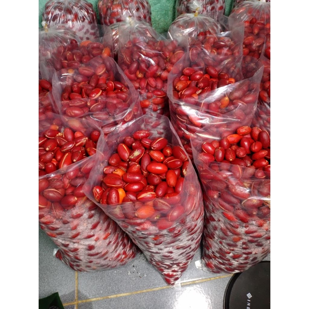 

1kg kulit buah melinjo fulll merah