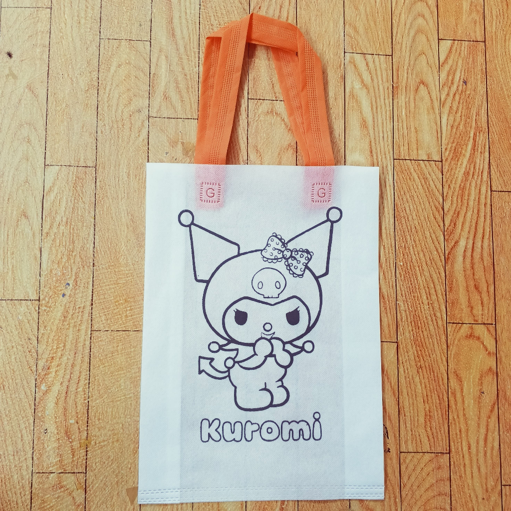 

(PCS)Tas Mewarnai Anak Kain spunbond ukuran 30x40 (TALI MIX WARNA) Harga Per PCS