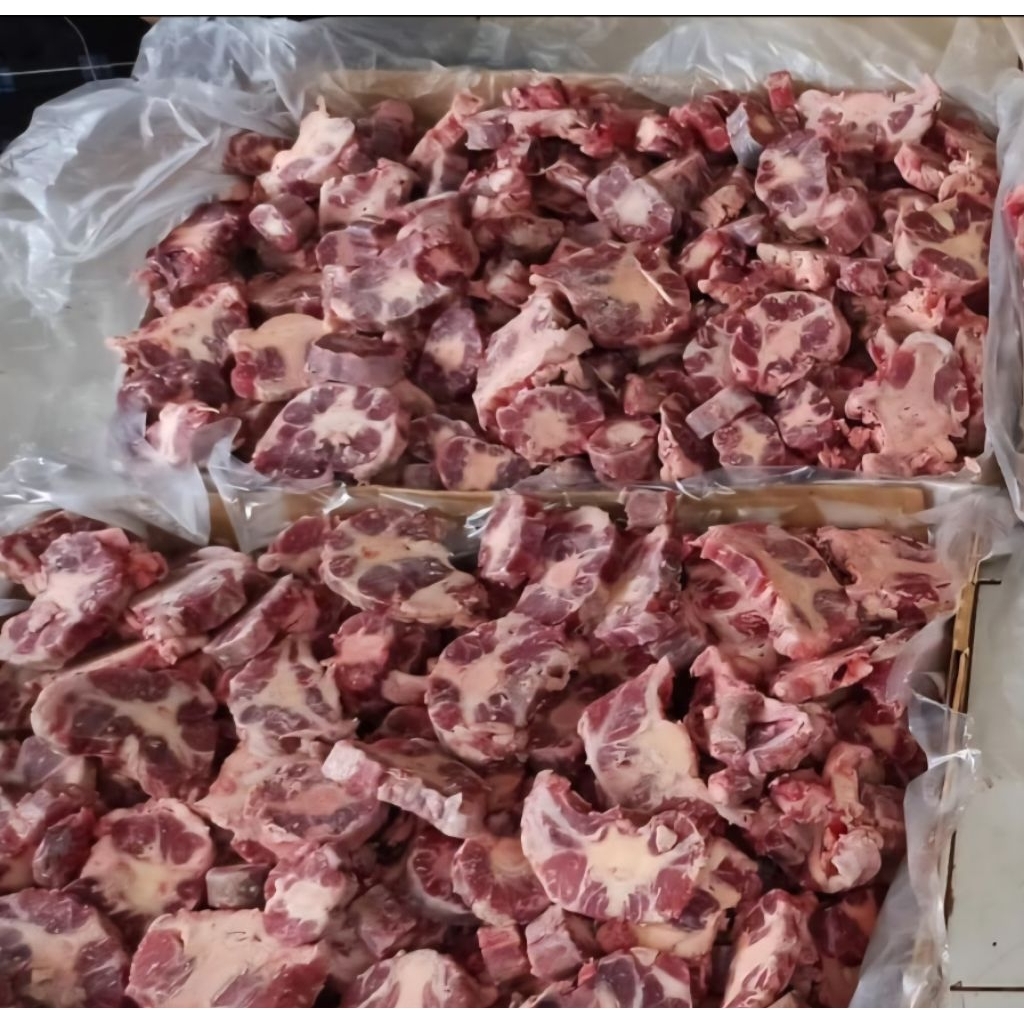 

Buntut Sapi Ausy Import / Oxtail Daging Tebal 1Kg