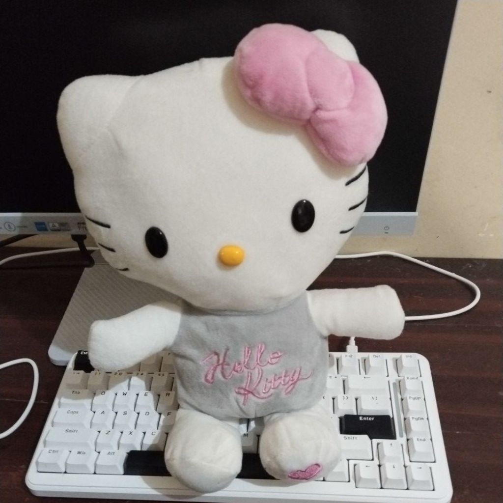 Boneka Hello kitty