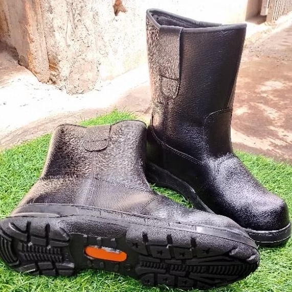 sepatu safety HUNTER kulit