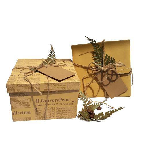 

gift box kotak kado vintage 15x15x10 cm