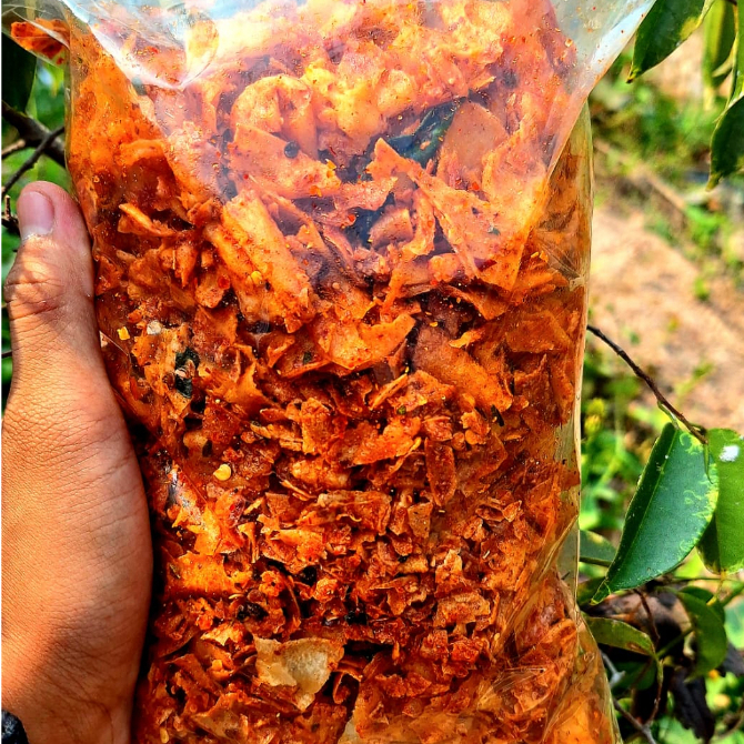

KERIPIK SINGKONG KRIWIL PEDAS DAUN JERUK 1KG