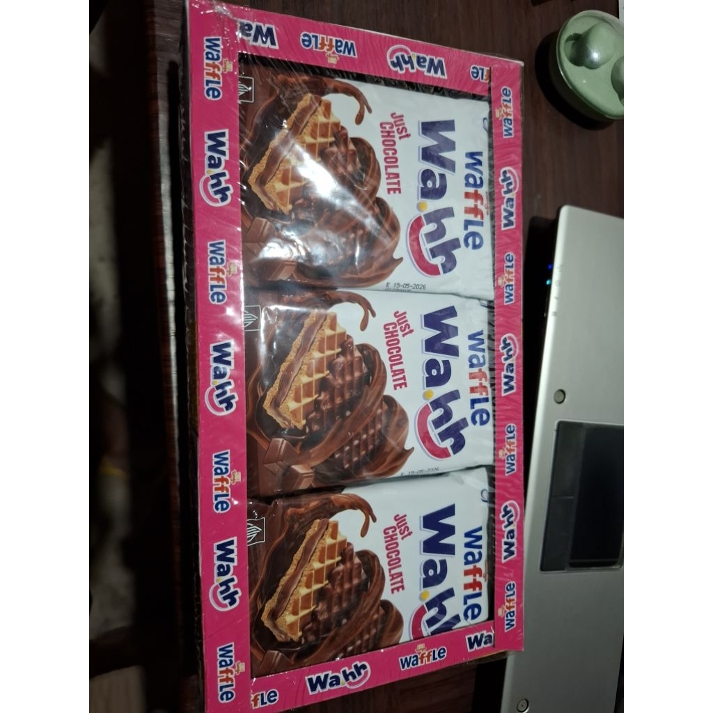 

WAFFLE WAHH 22.5 GRAM ISI 12 BUNGKUS