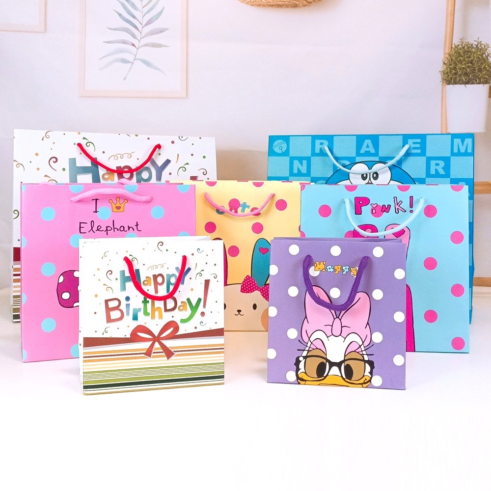 

PAPERBAG TAS GOODIE BAG SOUVENIR TAS KADO