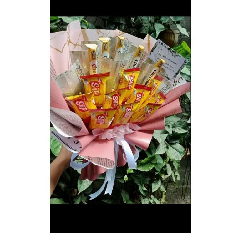 

buket snack dan uang kado ulang tahun