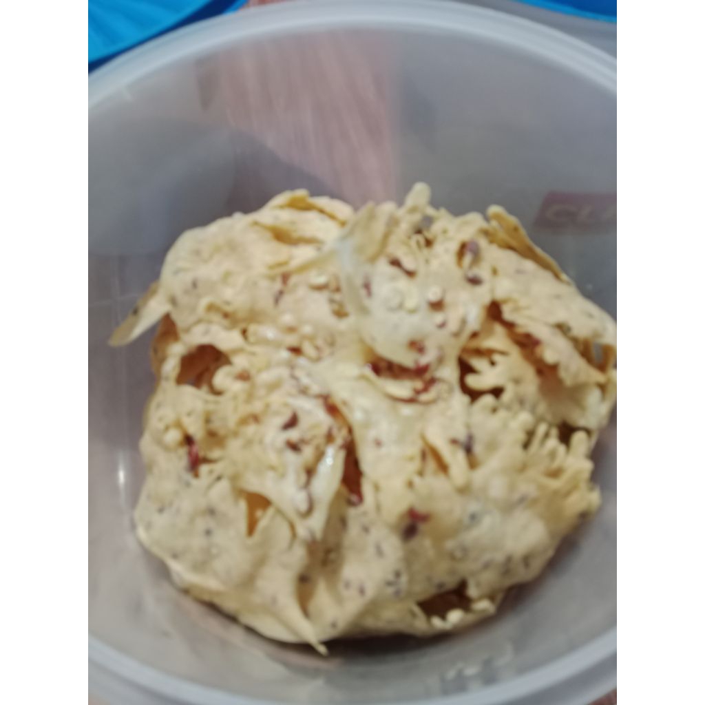 

REMPEYEK BIASA FULL KACANG