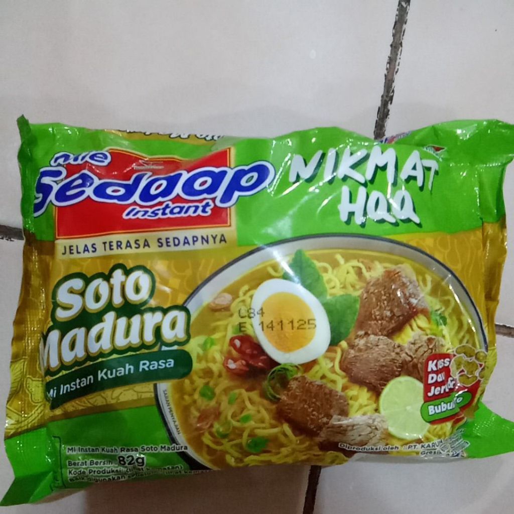 

Mie Sedaap Instan Mi Kuah Rasa Soto Madura 82gr