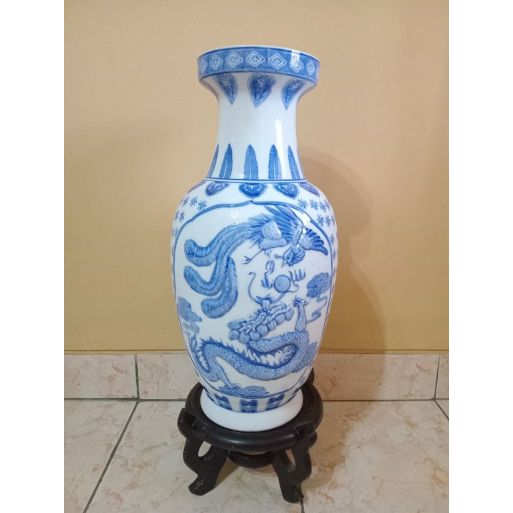 Guci Keramik Timbul Naga & Burung Phoenix Preloved