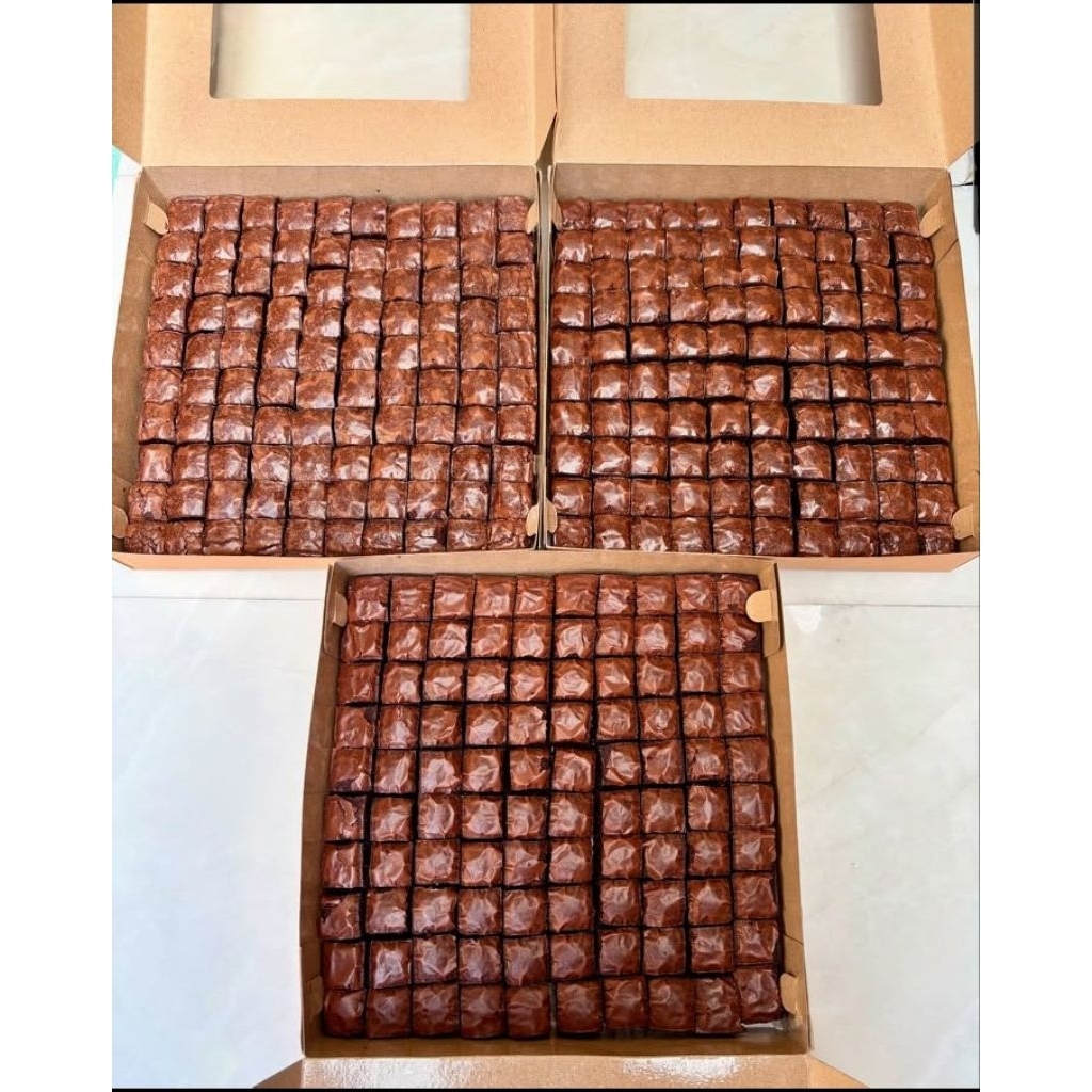 

FudgyBrowniesOriginalukuran20x20
