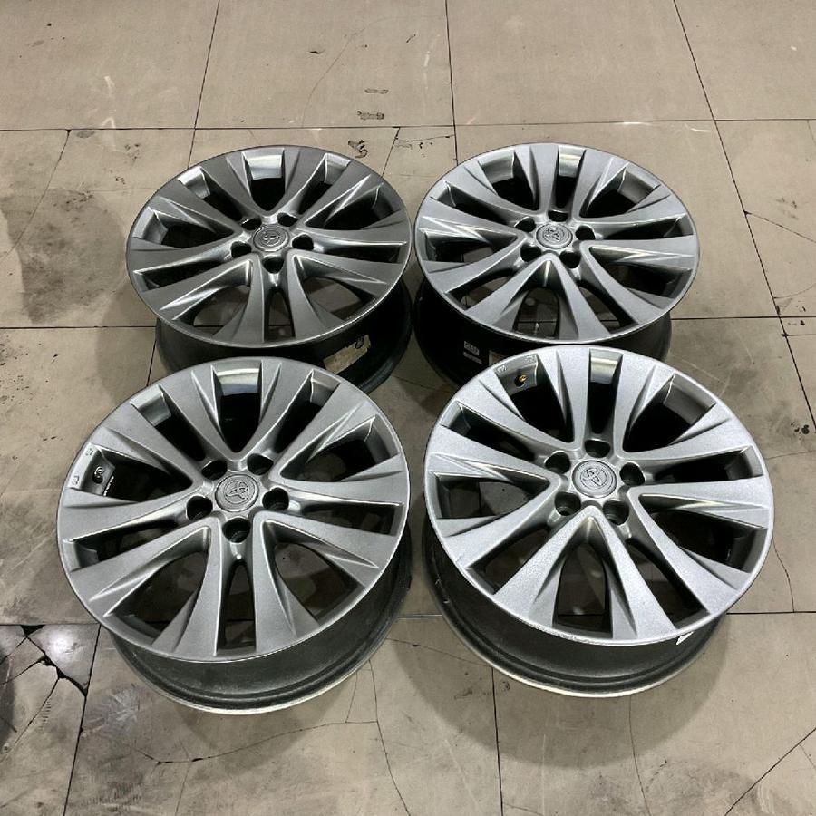 Velg Mobil Bekas Ring 18 Lubang 5 Velg mobil bekas replika alphard ring 18x7,5 pcd 5x114 et 45