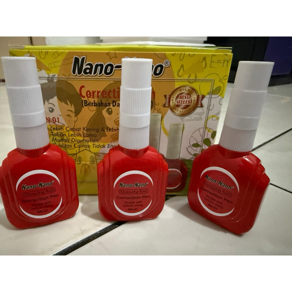 

Tip Ex Cair / Correction Pen , Merek Nano-Nano ( 1 Buah )