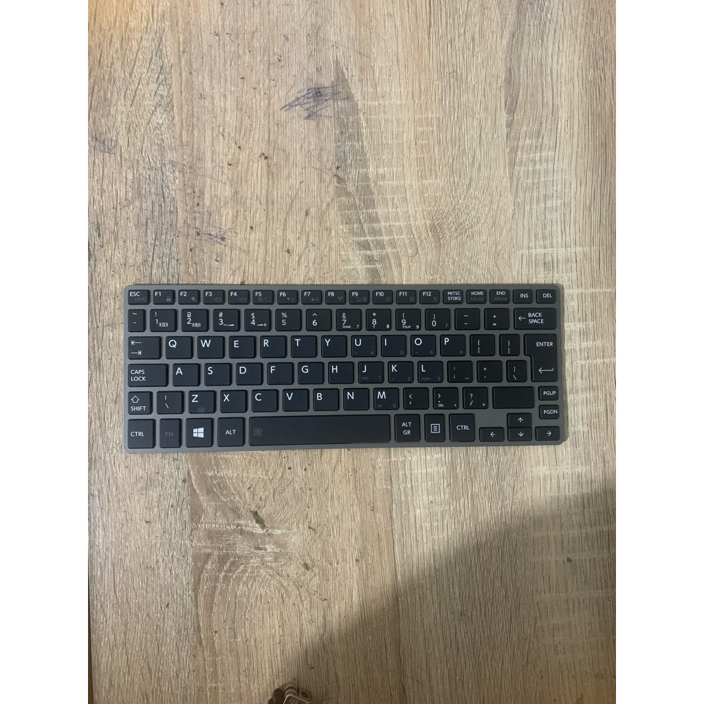Keyboard Toshiba DynaBook R634 R634/M R634/L R64/K R64 R63 z30-a