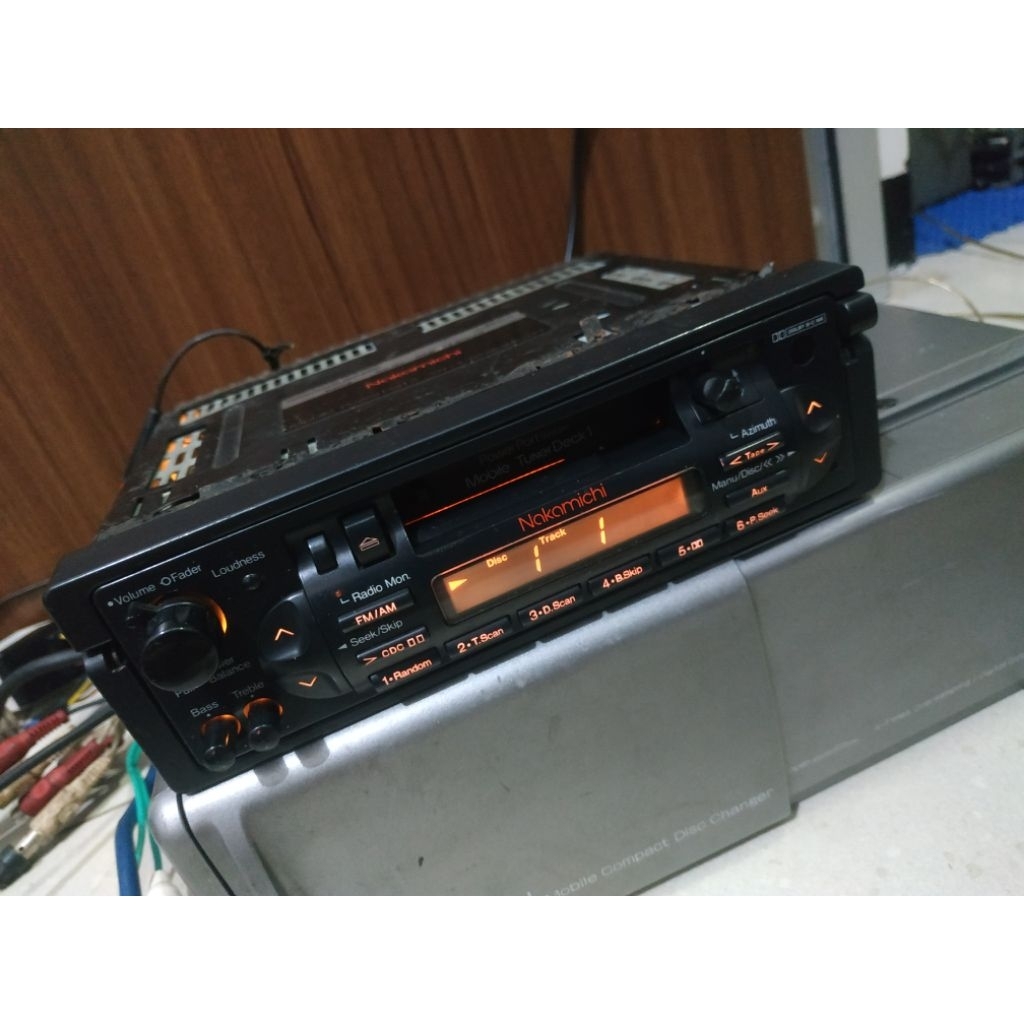 head unit nakamichi dan cd changer