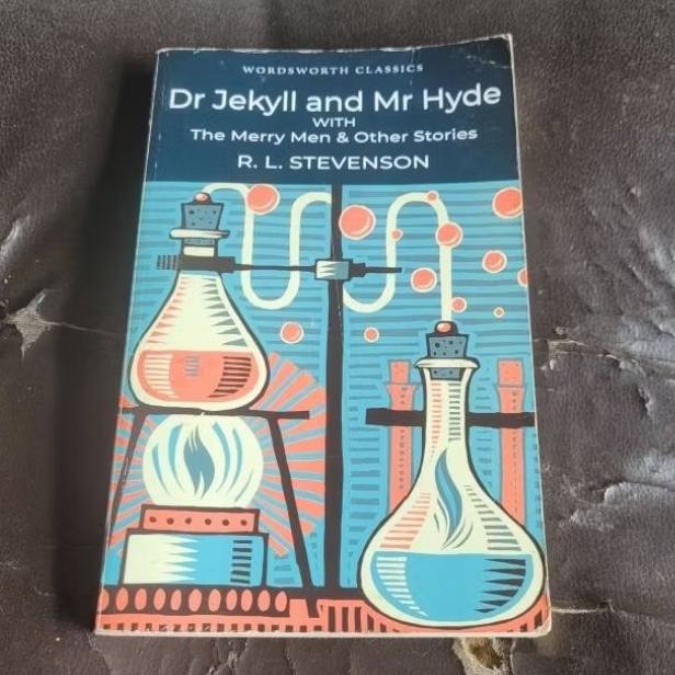 Novel Dr Jekyll and Mr Hyde (Import)
