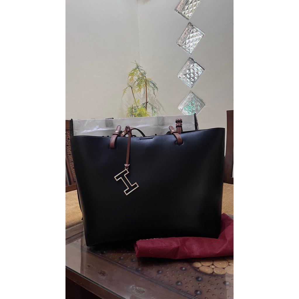 tote bag hush puppies