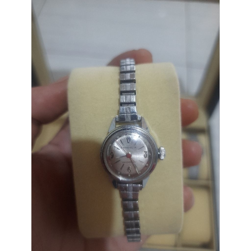 jam tangan caravelle vintage manual winding swiss made