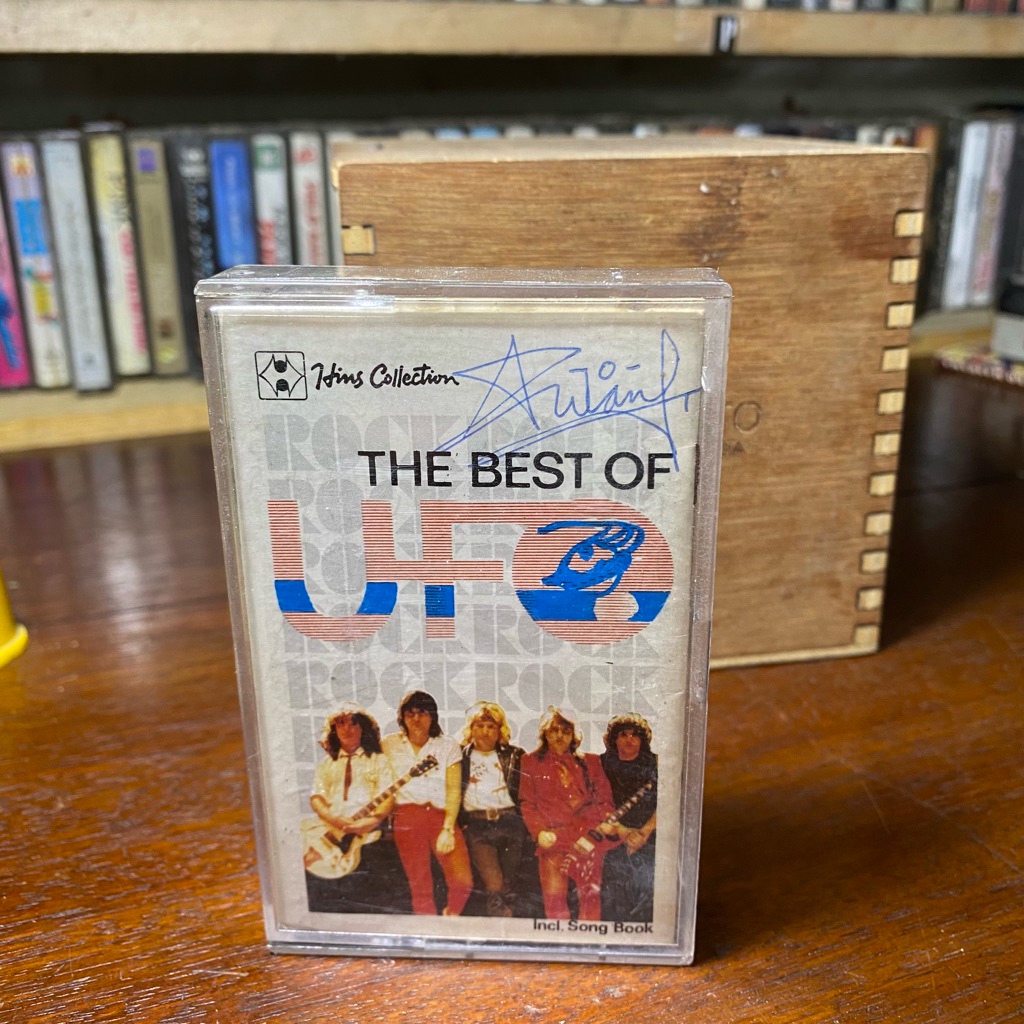 KASET PITA THE BEST OF UFO