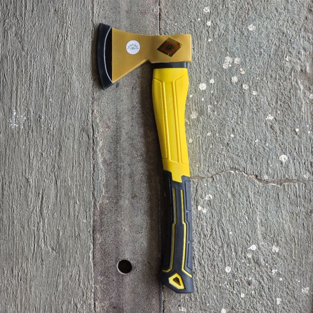 Kapak Kayu gagang Fiber Cap Mata / Kampak Eye Brand 600gr