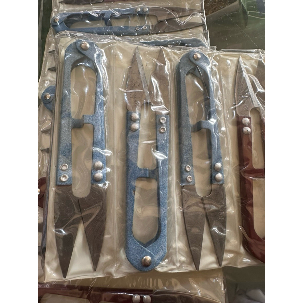 

Gunting Cekris Buang Benang , Gunting Lobang Kancing , Finishing Konveksi | Gunting Finishing