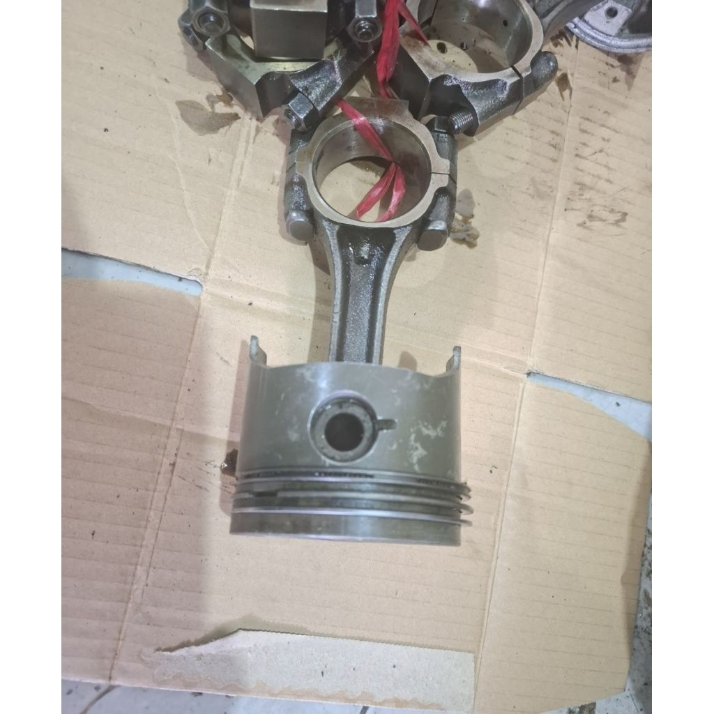 piston seher ring piston stang batang piston fiat 70sl uno 1