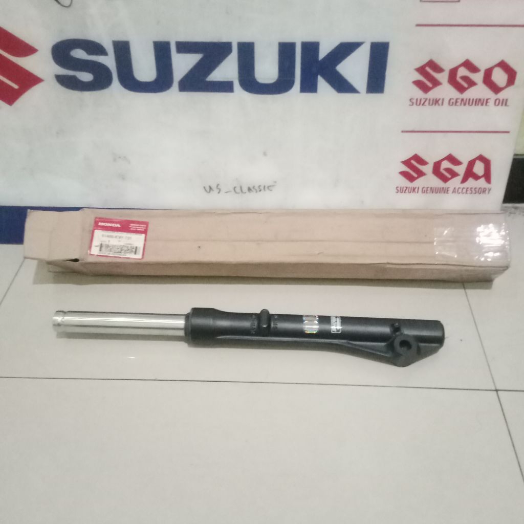 51400KVY731 Bottom tabung Shock Sok Shockbreaker Depan Assy Kanan Honda Beat Karbu Hitam Dop Doff Ge