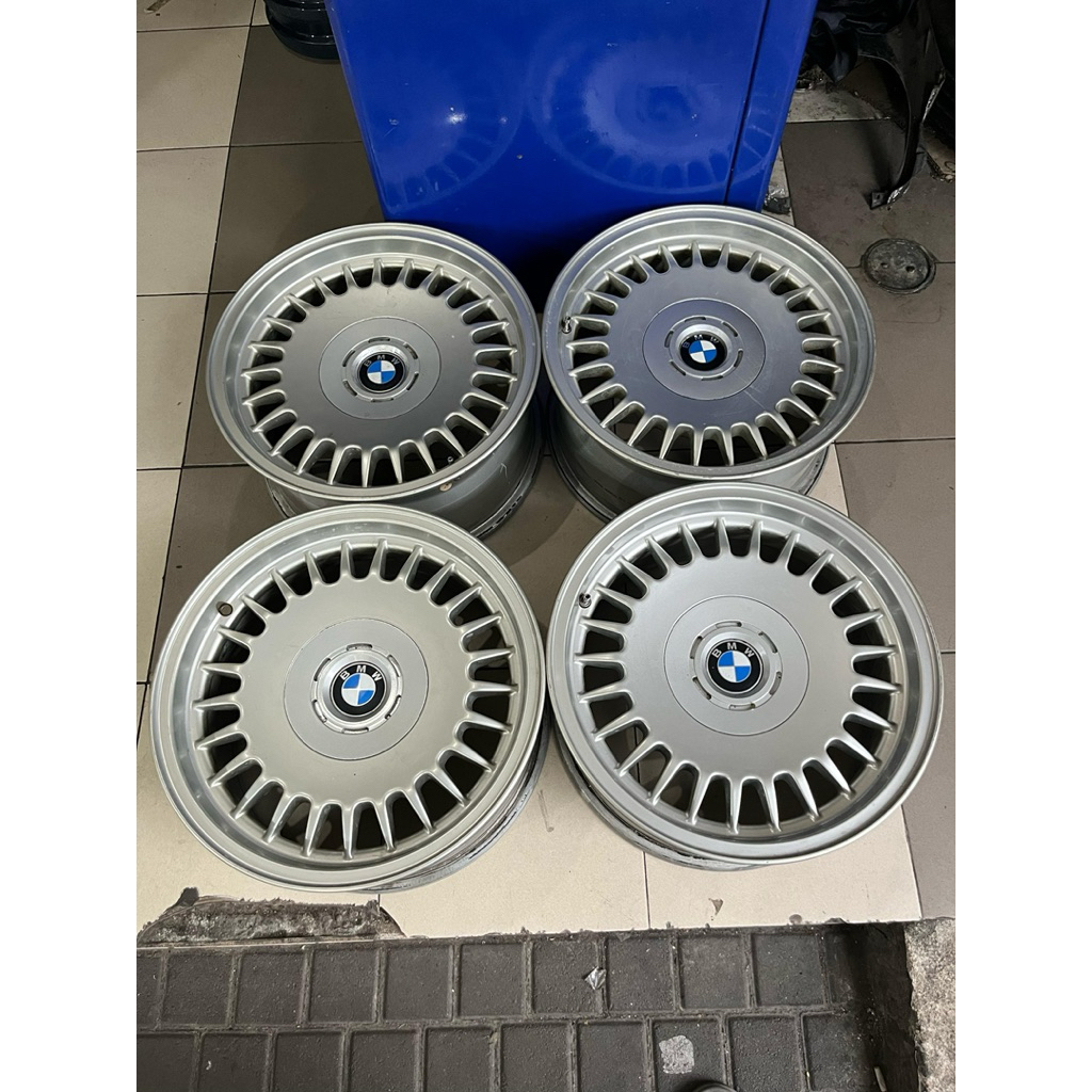 Velg OEM BMW E38 Style 15 Ring 16. Lebar 7.5. Et 20. Pcd 5x120. Dop Lengkap. For BMW E34, E36