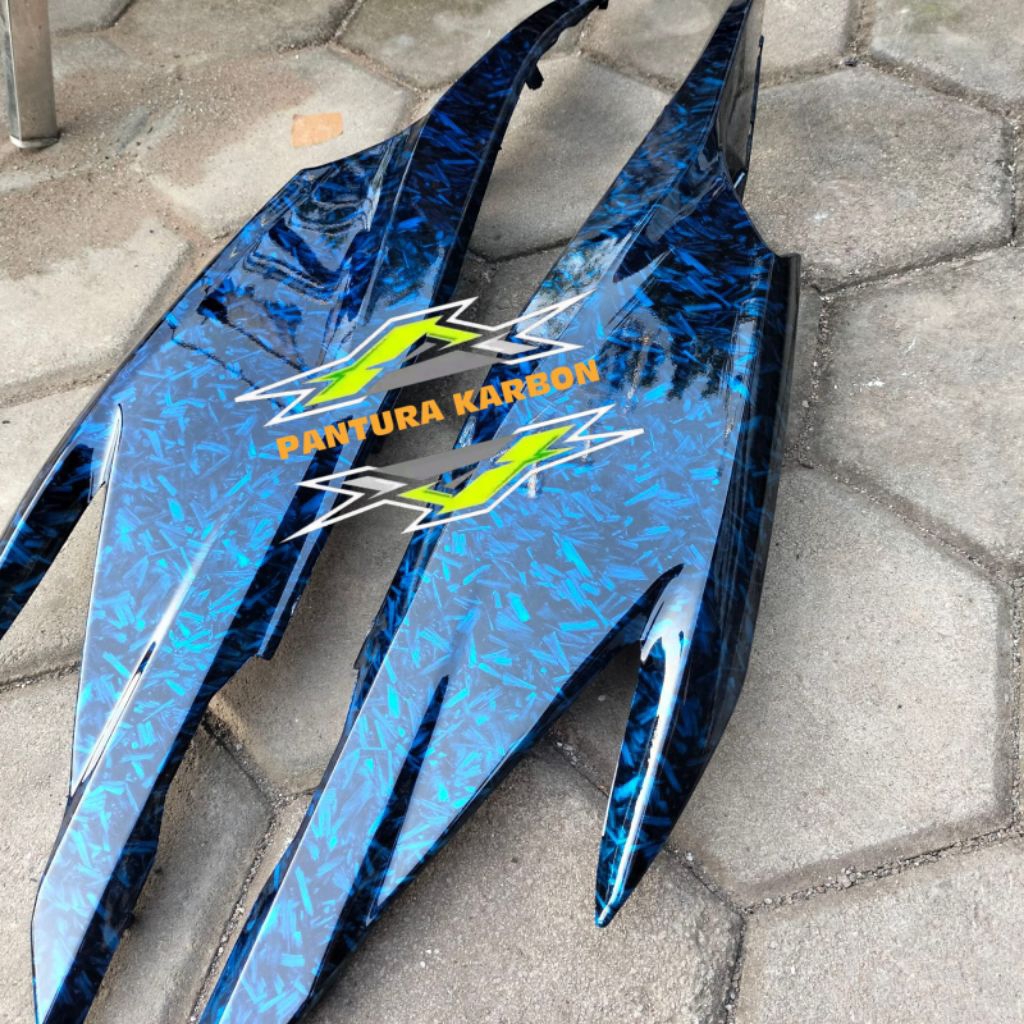 body samping Vario 125 old bohlam kzr carbon wtp carbon celup glossy
