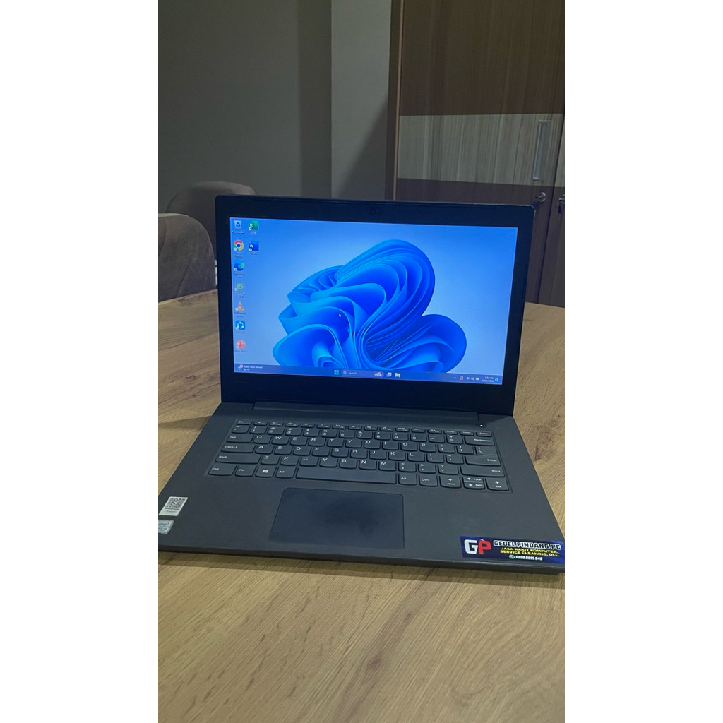 LAPTOP LENOVO V130 I3 8GB RAM 256 NVME