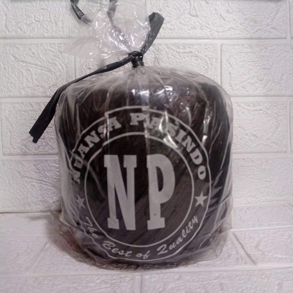 

tali plastik hitam besar