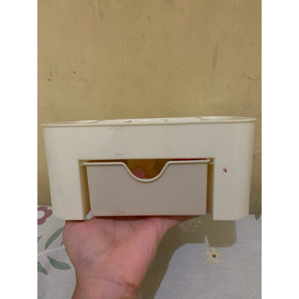 (preloved) rak skincare + biaya admin 2k