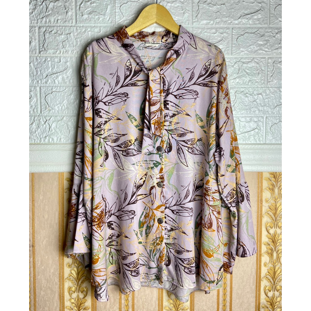 Kemeja blouse rayon motif daun - LY Collection