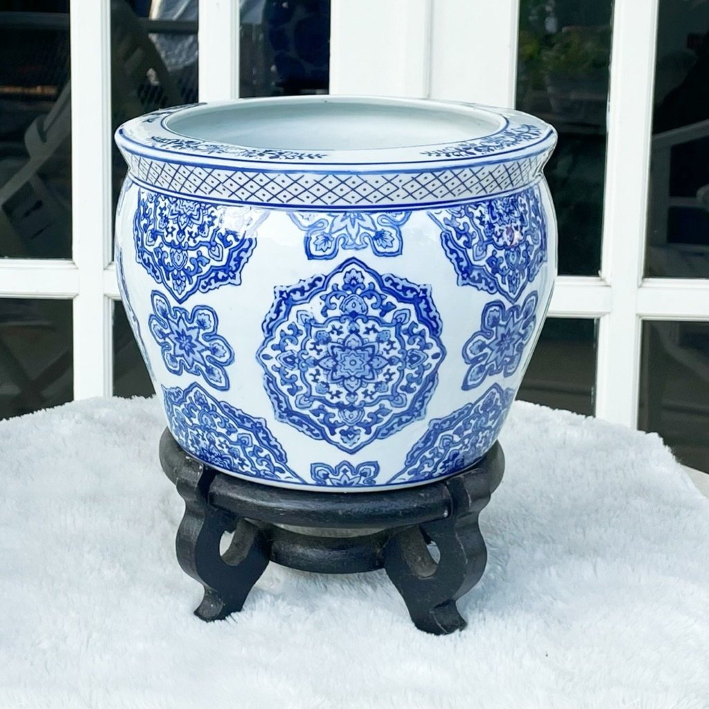 Pot Keramik Biru Putih Sallie