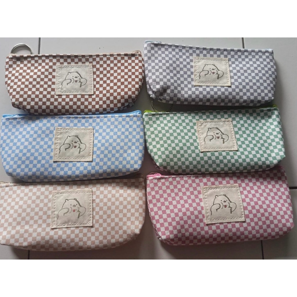 

Tempat Pensil Motif Kotak Happy Bear- Kotak Pensil Motif Kotak Bear Lucu