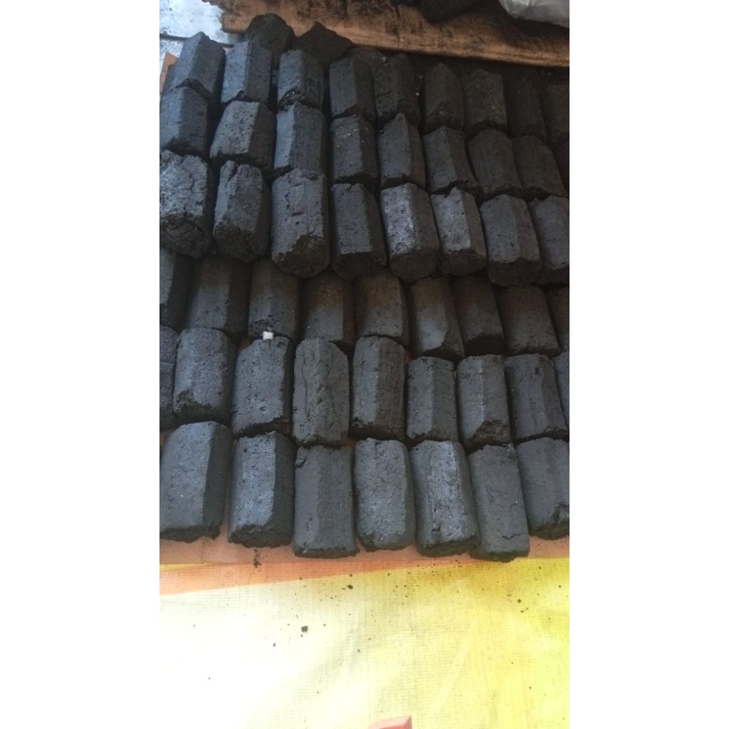 arang briket bentuk hexagonal