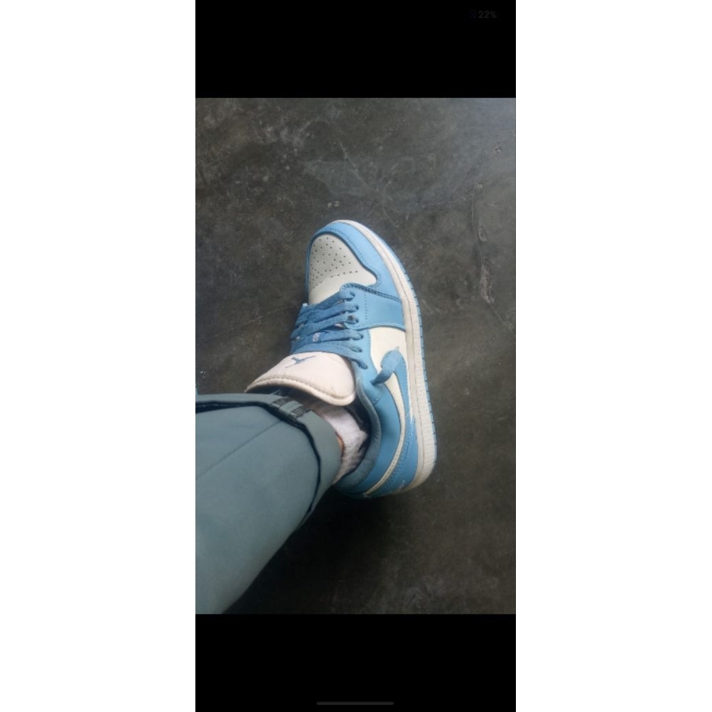 sepatu Jordan unc blue low