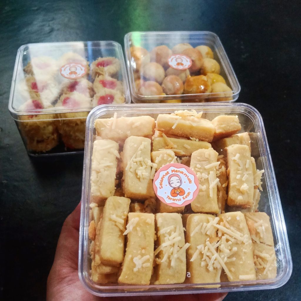 

KUE KERING KASTENGEL TOPPING KEJU ENAK GURIH LEMBUT
