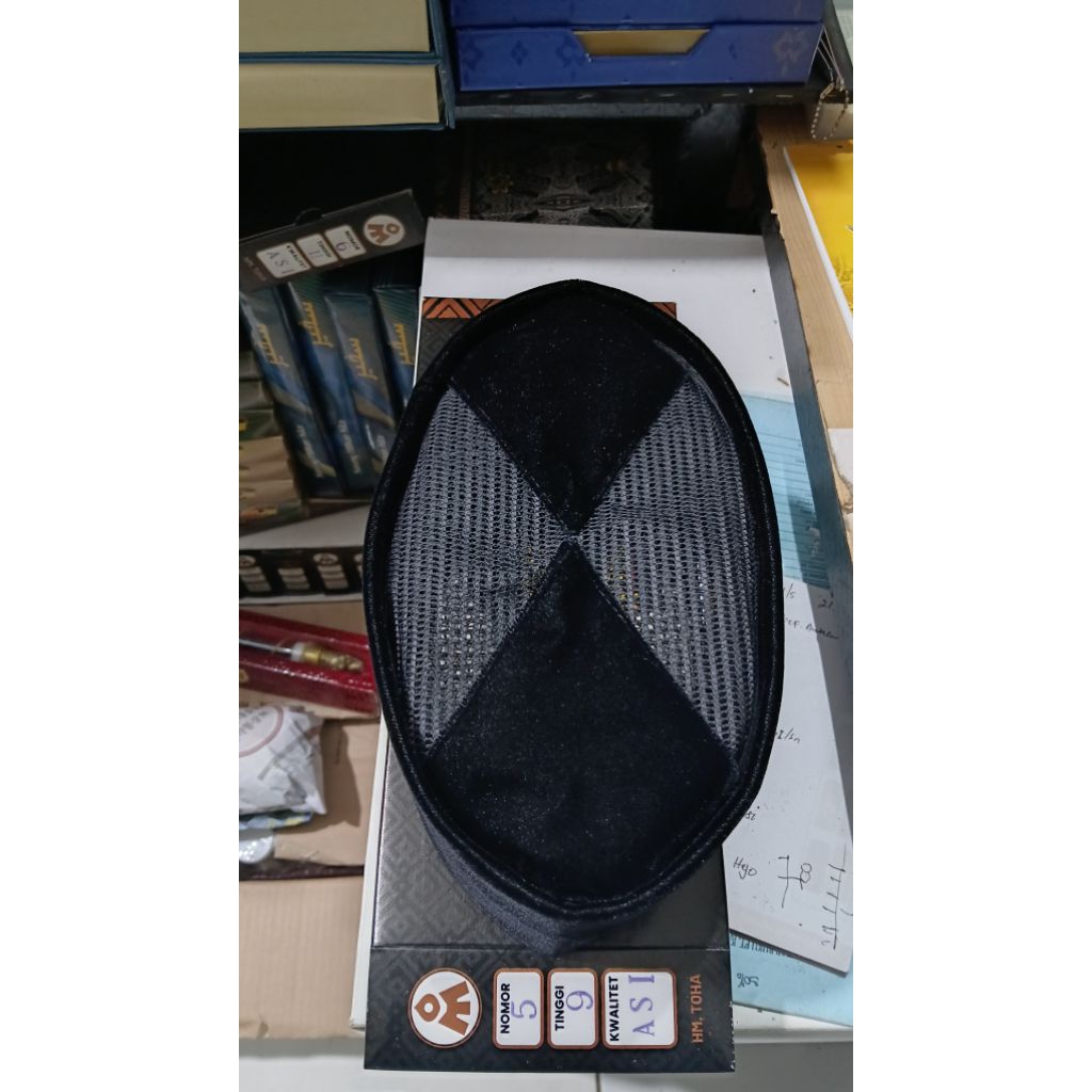 Peci Manis Ac Silang/Peci Manis Ac Bulan