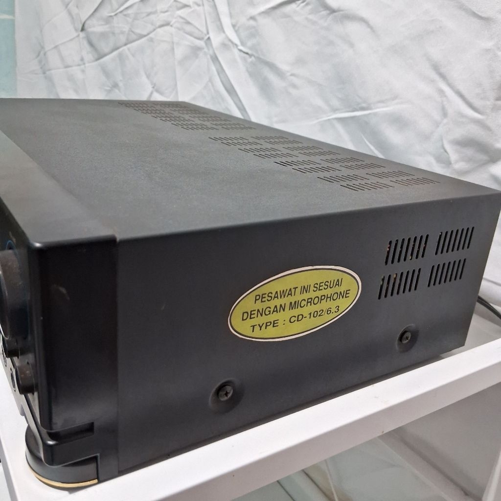 radio sanyo jadul