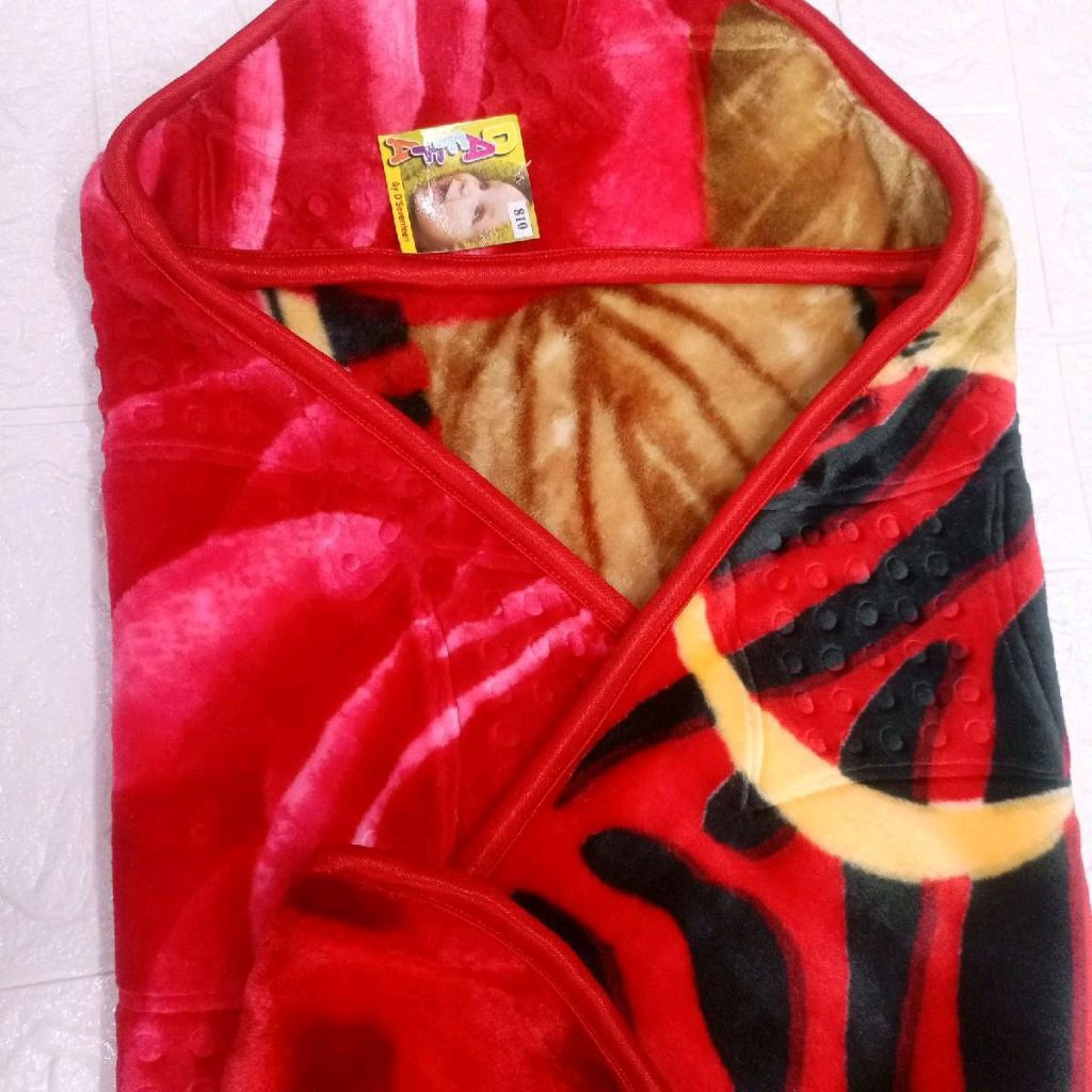 Selimut bayi topi tebal