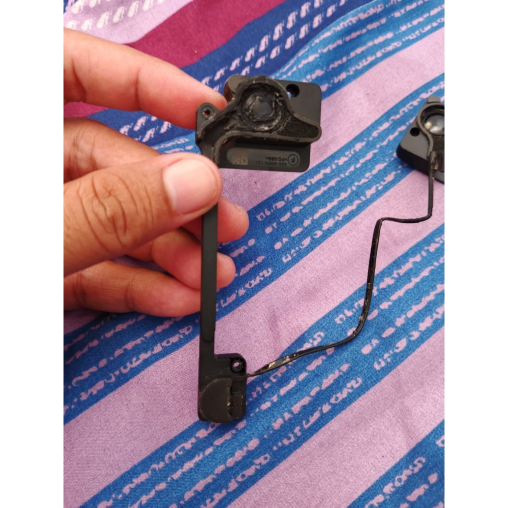 Speaker ori Bekas Macbook Pro 13 inch 2015 / A1502