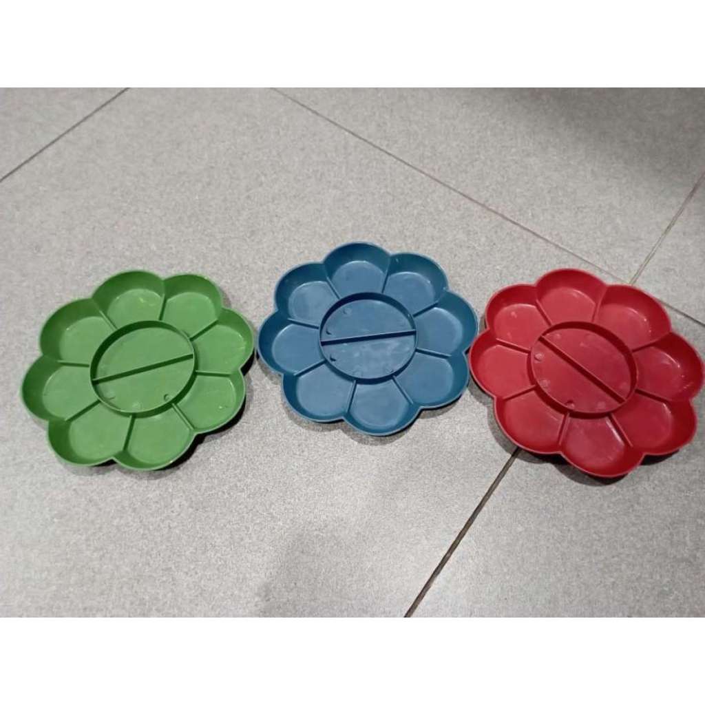

PALET LUKIS WARNA / PALLETE 13CM WARNA-WARNI /PALLETE Tempat Alas Lukis Kecil Cat Air Akrilik Acrylic Poster / PALETTE WARNA