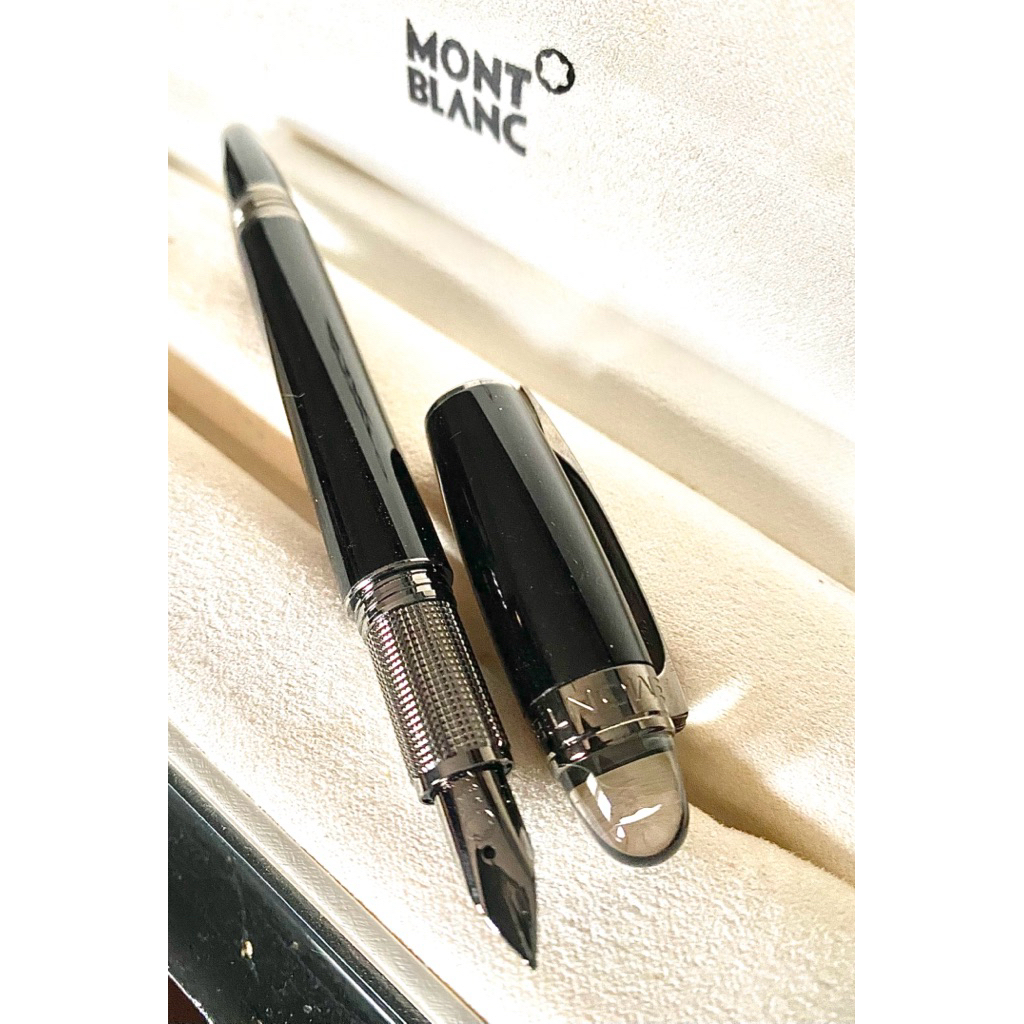 

Montblanc StarWalker Fountain Pen – Black Resin with Steel Nib