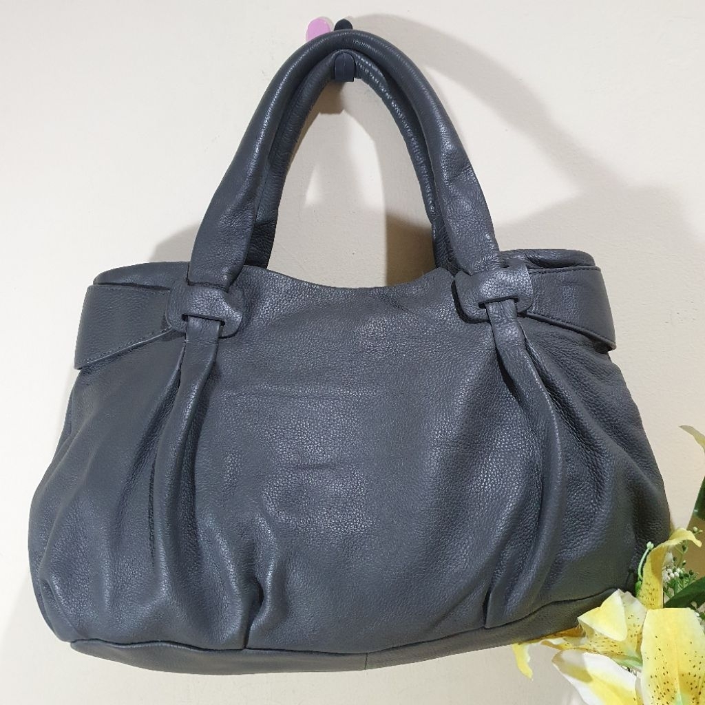 Tas shoulder hobo bag kulit Asli Salvator ferragamo Preloved
