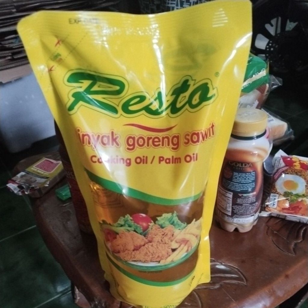 

Minyak goreng resto 1 liter