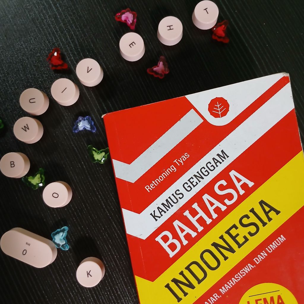 

[UBAH JNE / J&T] Buku Novel