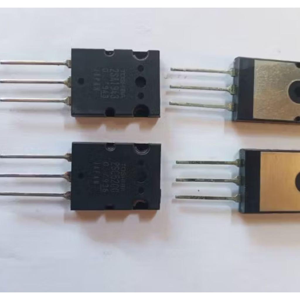 Transistor  TOSHIBA  2SC5200-2SA1943 set lot 939 / 524 sepasang