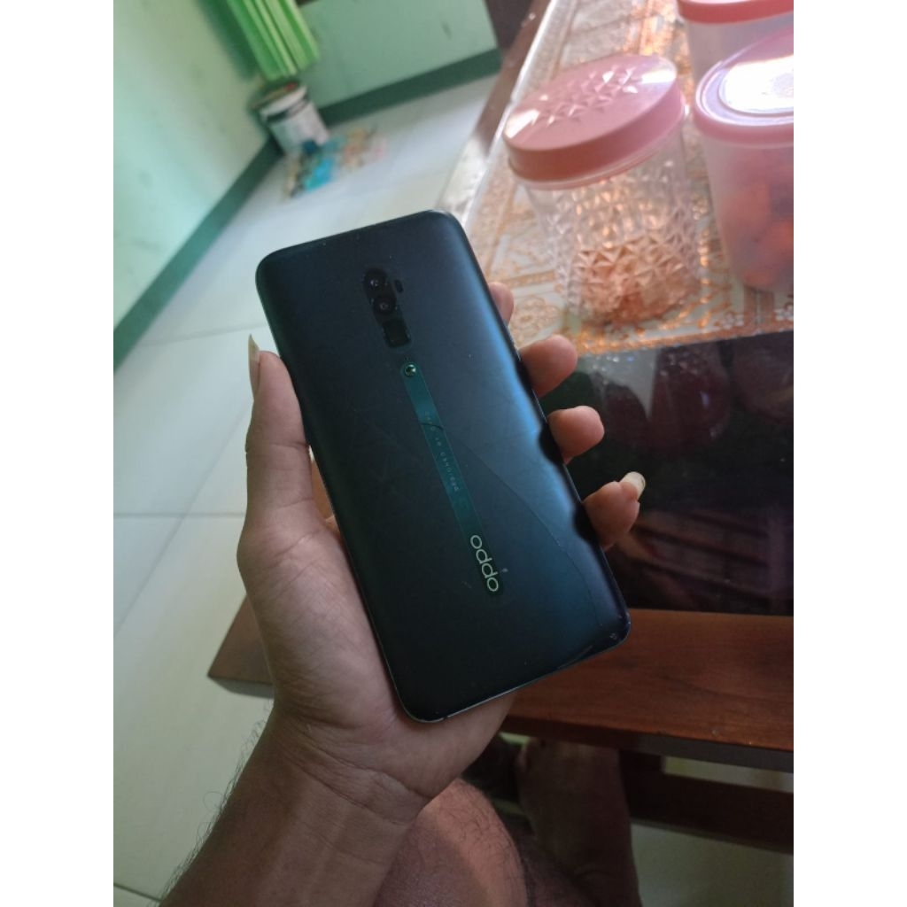 Oppo Reno 10x zoom minus backdor