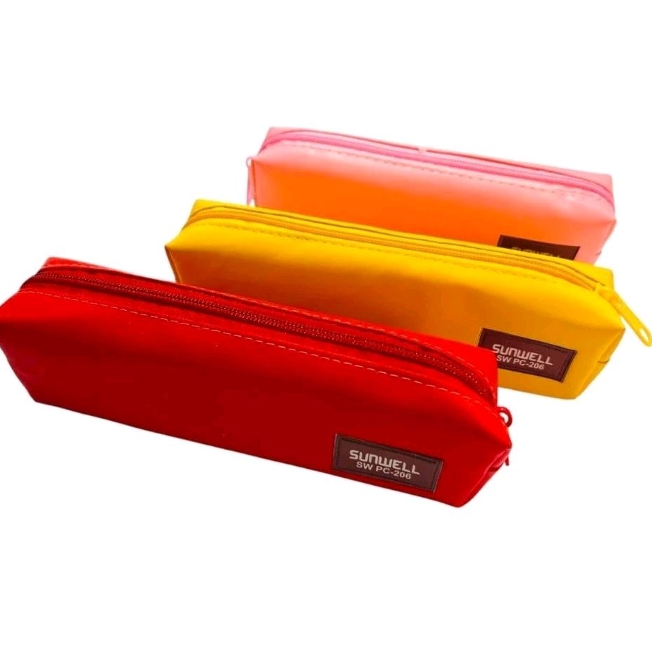 

KOTAK PENSIL KAIN SW-206 POLOS